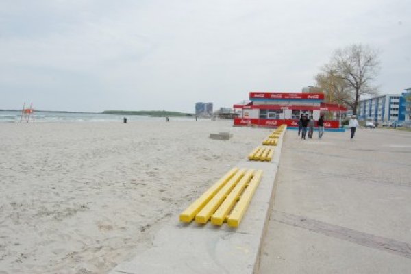 A început a doua etapă a licitaţiei pentru sectoarele de plajă